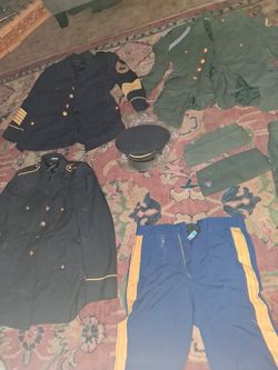 Alot Of Military Vintage Items Someone Make Offer.More To Collection Than Could Post