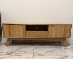 Mopio Modern TV stand