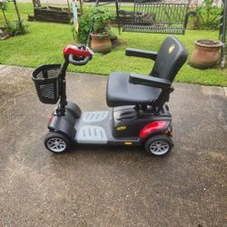 Mobility Scooter
Buzzaround EX 4wheel