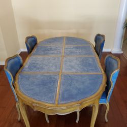 FREE Vintage Kitchen Table