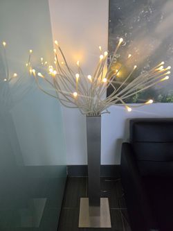 ✨ Modern LED Sculptural Floor Lamp – Statement Piece ✨