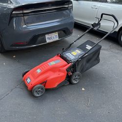 BLACK & DECKER 36V Cordless Lawn Mower