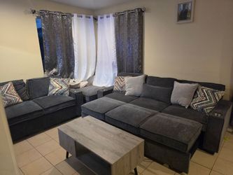Living Room Furniture Set for Sale – Complete Set Included!