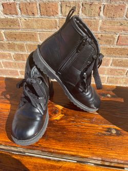 Girl shoes size 2