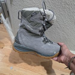 Hiking Boots 