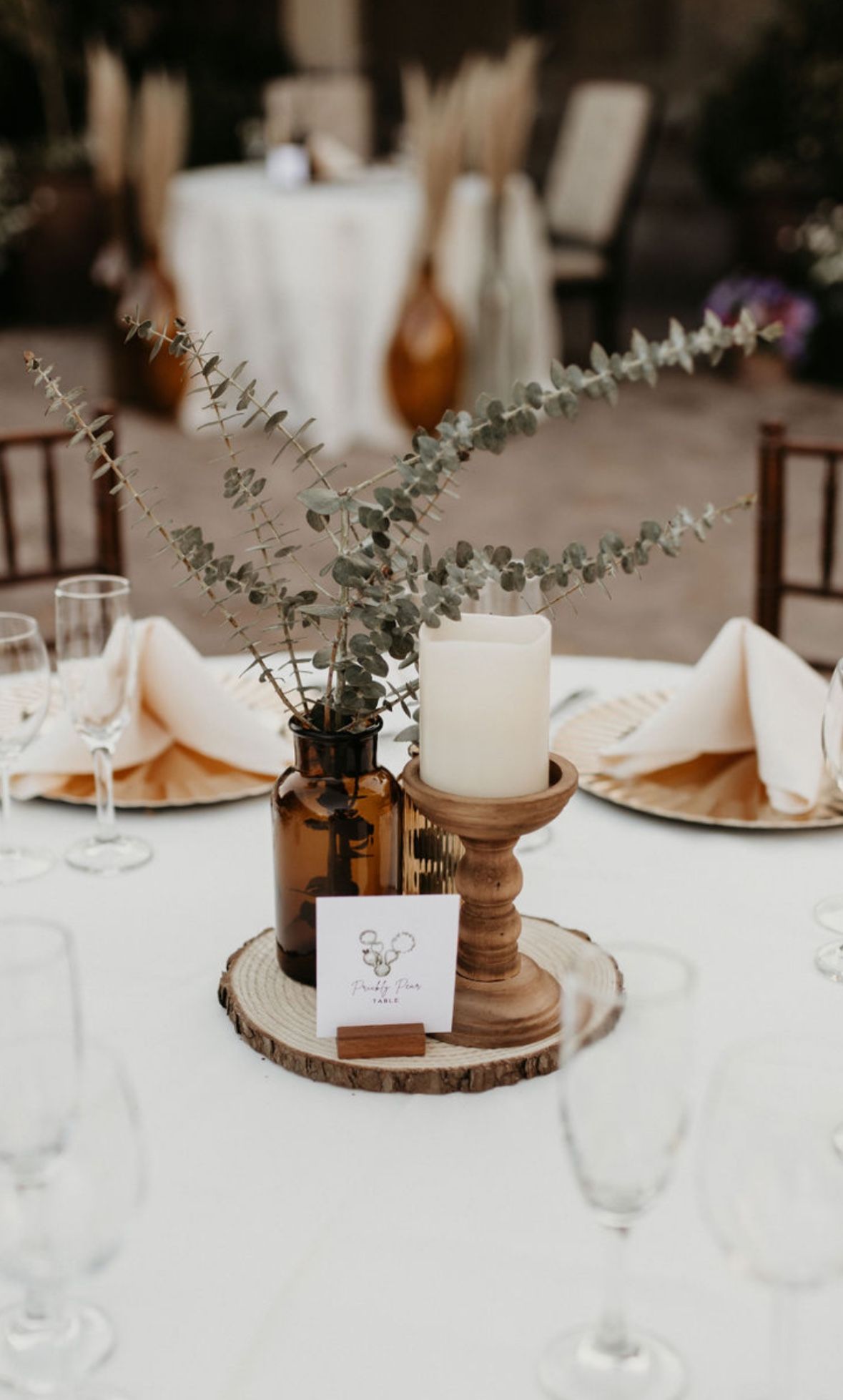 Rustic Wooden Candle Holders: Table decor