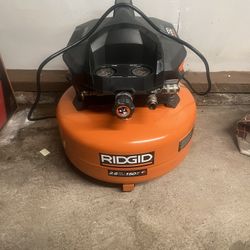 Ridgid 6 Gallon Air Compressor 