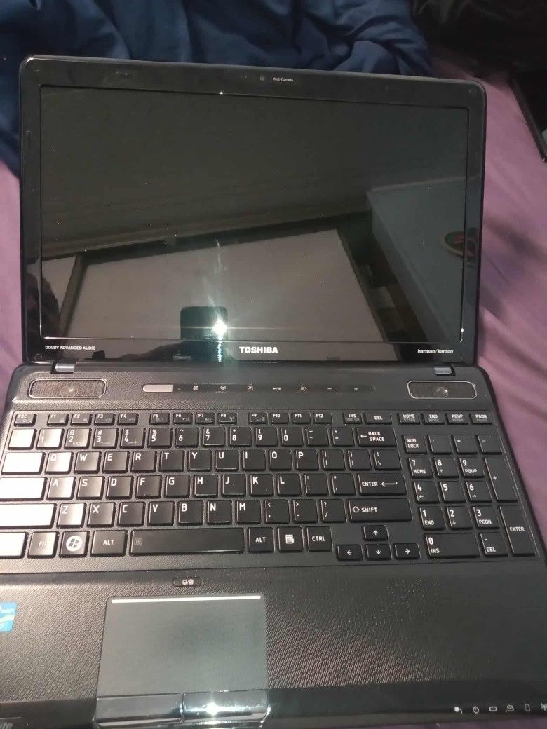 Toshiba Satellite a 665 Laptop