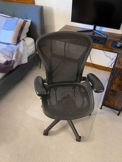 Herman Miller Aeron Size B