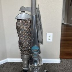 Kirby Sentria G10D Upright Vacuum Cleaner 