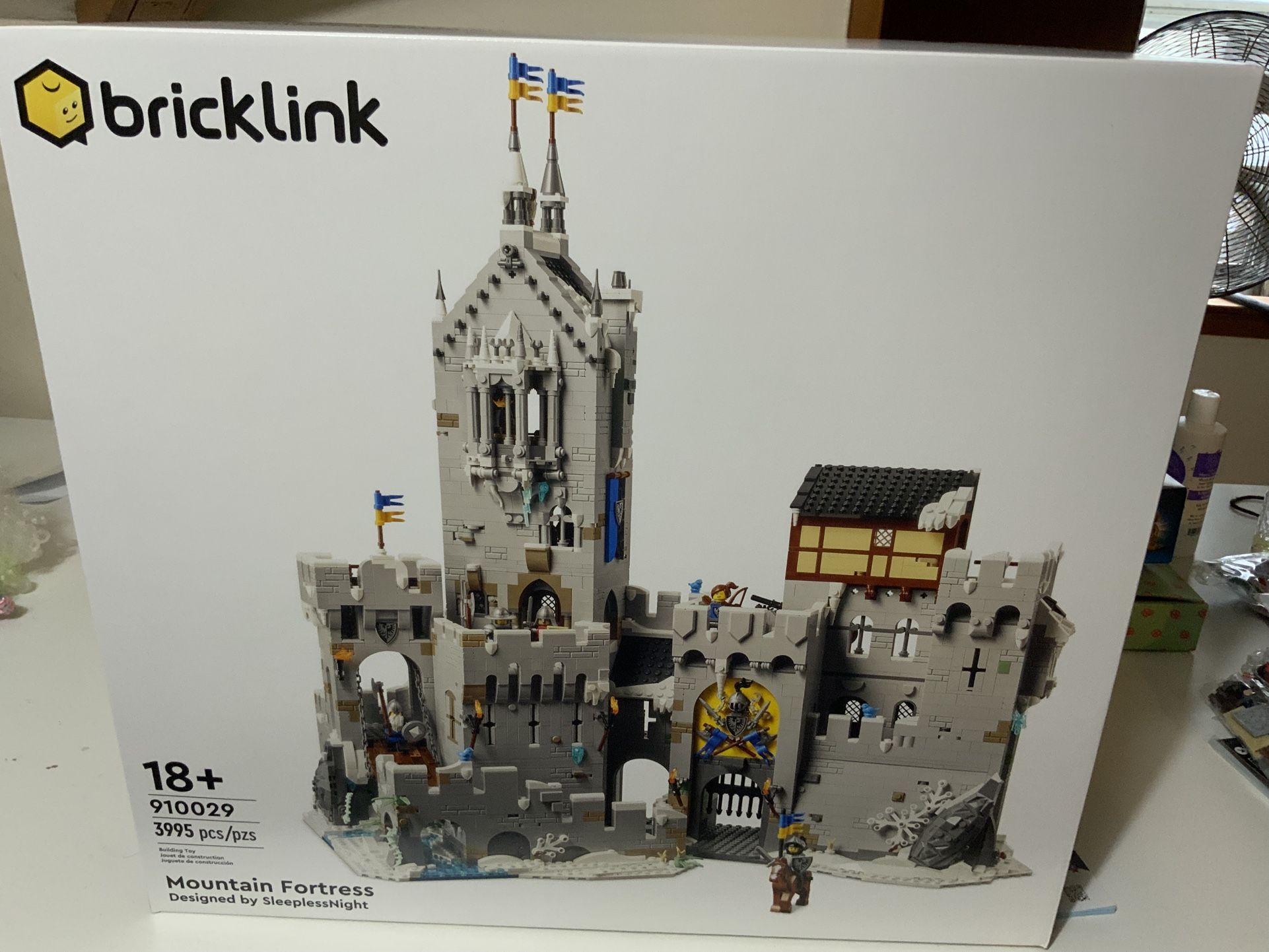 LEGO Mountain Fortress 910029 Sealed
