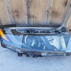 2021-2025 Honda Ridgeline Headlight Passenger Right Side OEM 