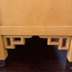 Beautiful Yellow Cabinet (Chinese Style)