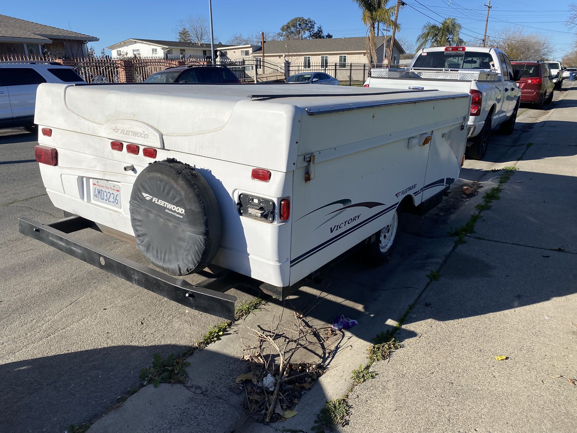 Fleetwood Camper Pop Up Trailer