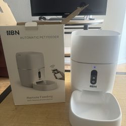 HBN  Wi-Fi PET FEEDER