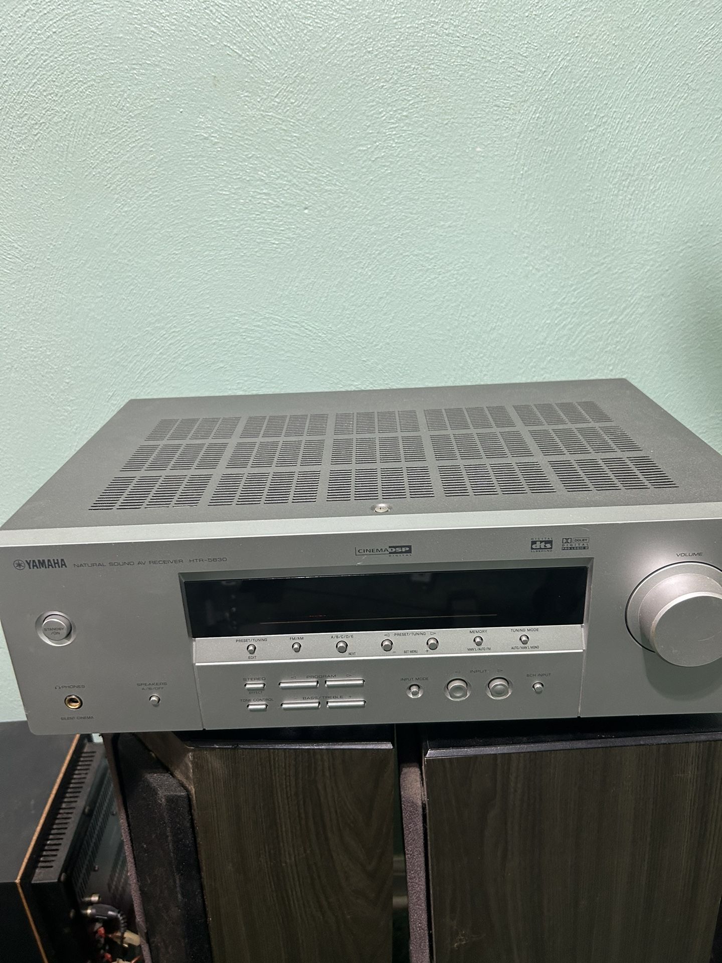 Yamaha Receiver/ Bose Speakers/Sony Woofer 