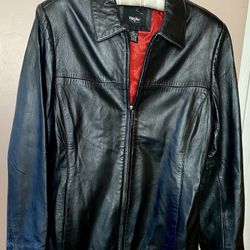 Women’s leather jacket size medium