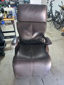 Human Touch zero gravity electric recliner