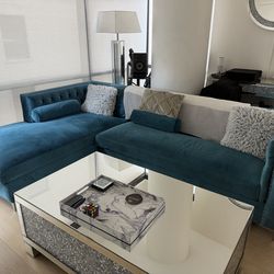 Living room set for sale - DTLA