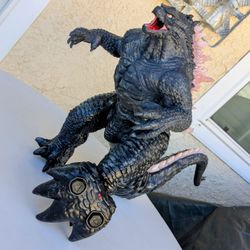 GODZILLA x KONG - Remote Control 14" Godzilla w/Heat-Ray Breath Light & Sound R/C Stomping Action • RC Toys, Action Figures, Monsters, Hobbies, Robots