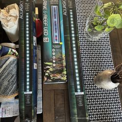 Like-New** Multi- Aquarium Fish Tank Lights - LED+Color. App-Enabled, 36-60"