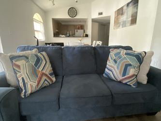 2 Pc Couch Set & Picture