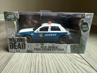 NEW-The Walking Dead Rick Grimes Ford Crown Victoria Die-Cast