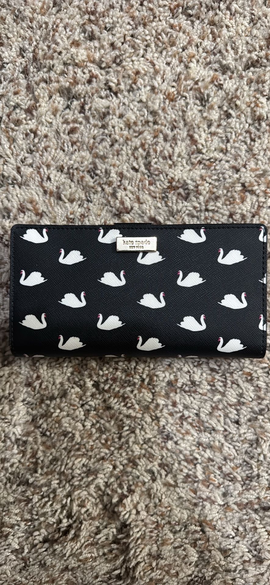 BRAND NEW Kate Spade Wallet 