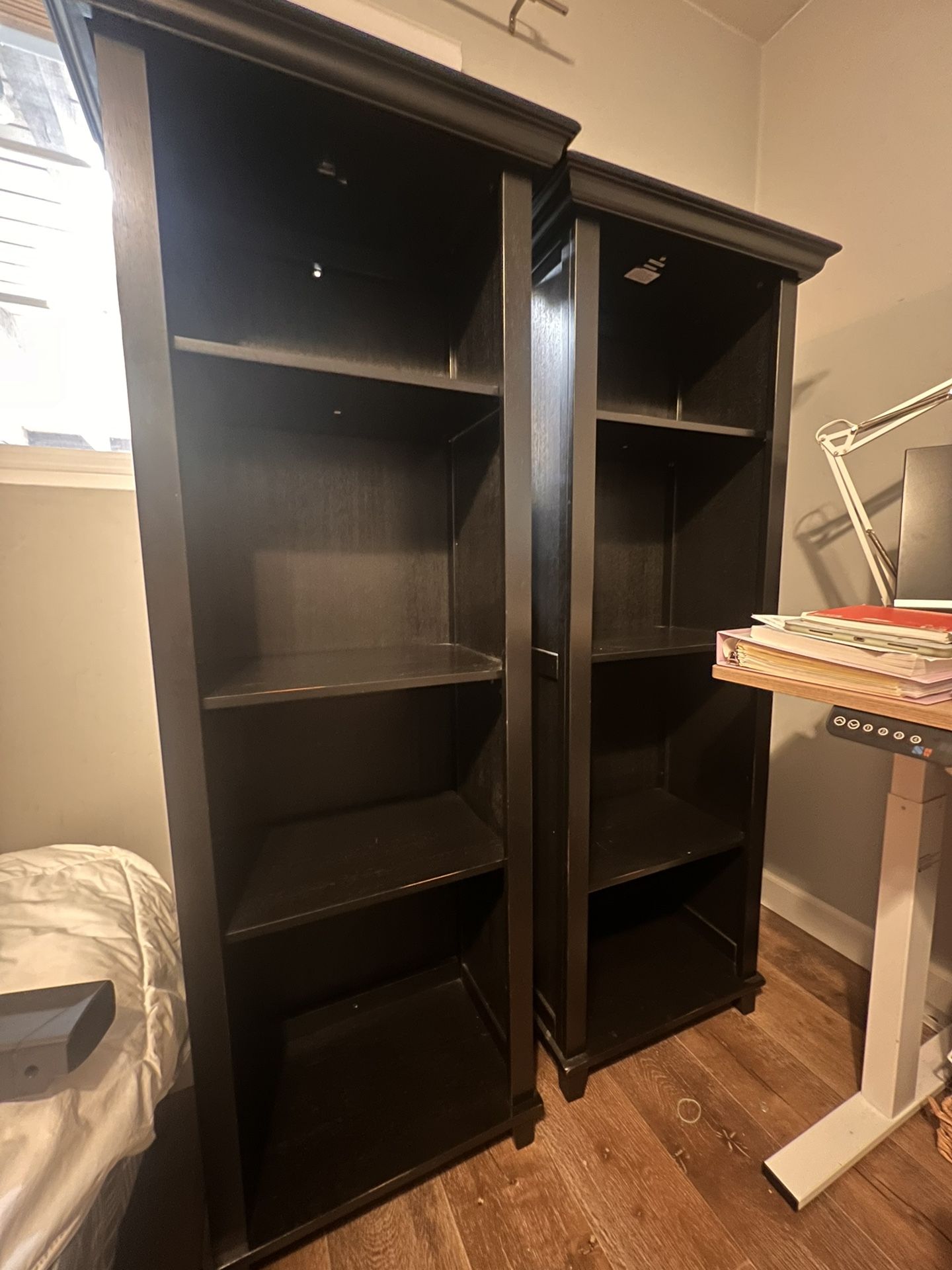 Set Of 2 Bookshelves