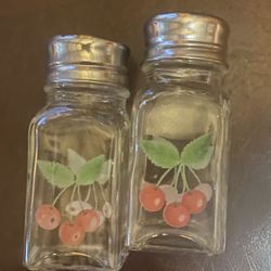 Salt & Pepper Shakers 
