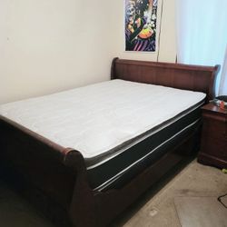 NEW QUEEN-SIZE PILLOW TOP MATTRESS AND BOX SPRING