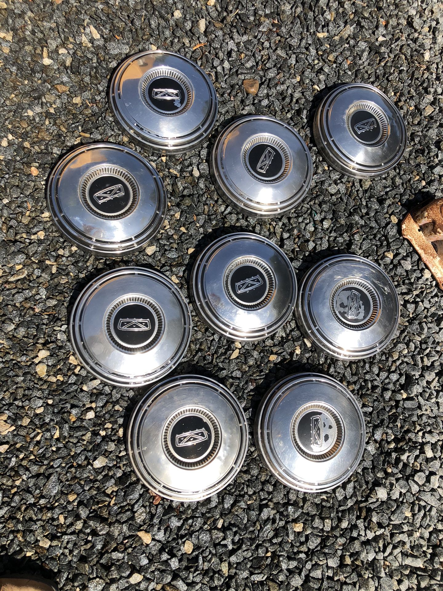 Ford Hubcaps
