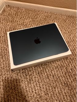 Apple MacBook Air 13” M3 512GB Storage 24GB RAM