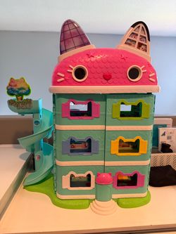 Gabby’s Dollhouse
