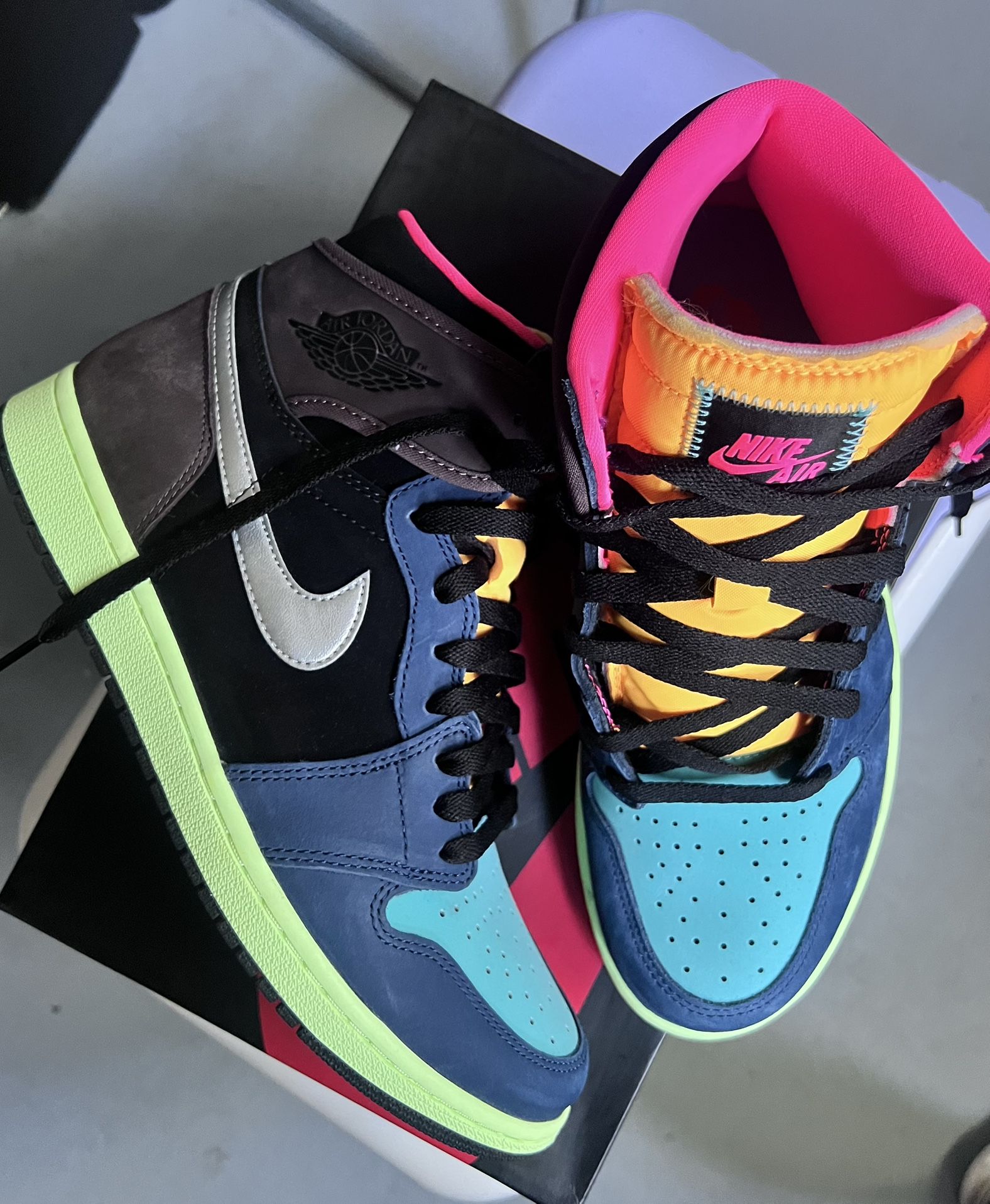Air Jordan 1 High Retro OG “Tokyo Bio Hack” Size 10