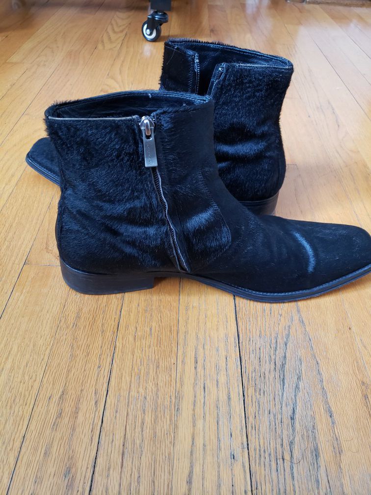 (Like new) Size 12 mens high fashion boots Kenneth cole