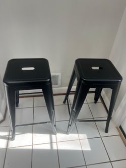 Set of 2 Black Metal Counter Stools