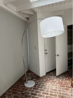 Overhanging Lamp