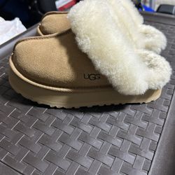 Uggs, For Women Size 5