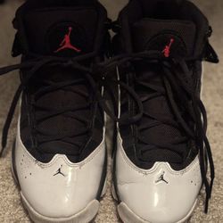 Nike Jordan 6 Rings GS Boys Shoes. Size 5.5Y 