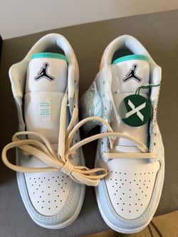 Air Jordan 1 Low