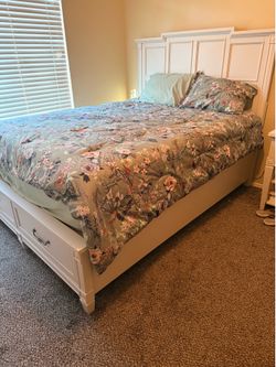 Willowbrook White Storage Bed, Night stand and Purple mattress