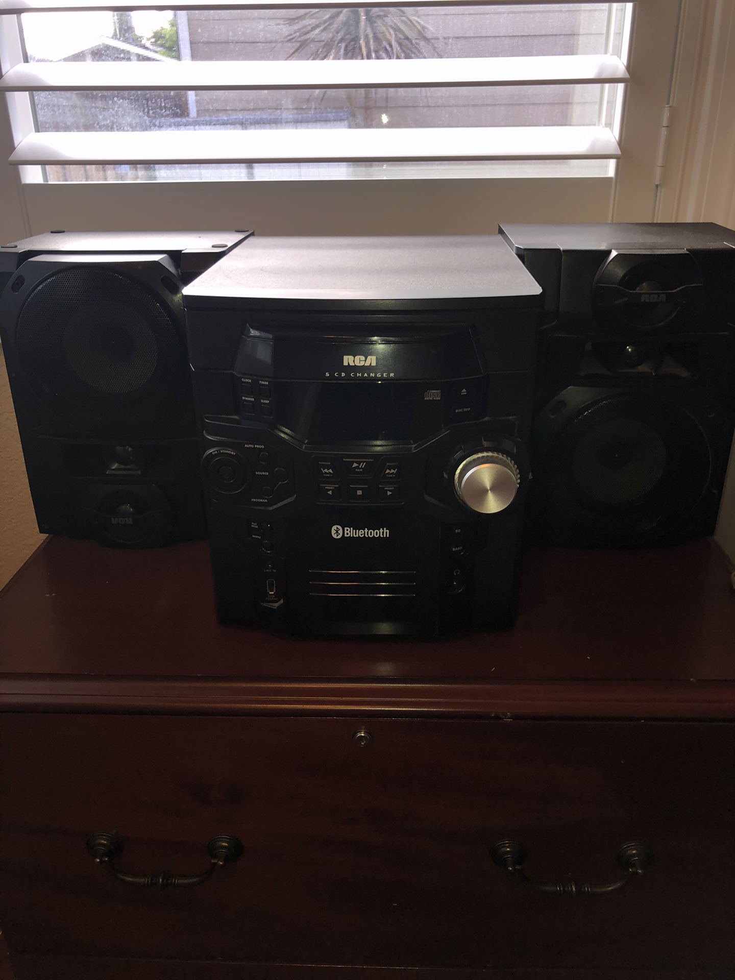 RCA Compact Stereo with Bluetooth