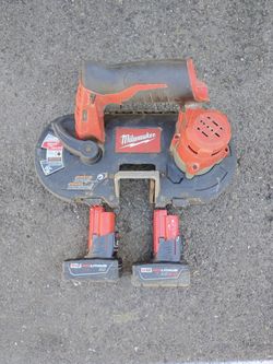 Milwaukee BAND SAW