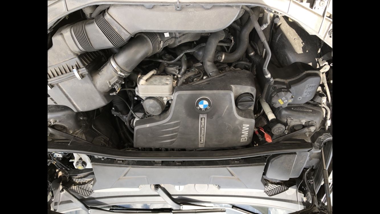 Bmw X1 Sdrive 28i 2015  E84 Full 17k Engine / And Part Out 