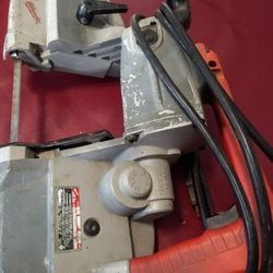 Milwaukee 6230 Deep Cut 6 Amp Portable Band Saw

