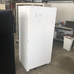 Upright Deep Freezer 120V