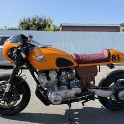 Honda CB750 Cafe Racer