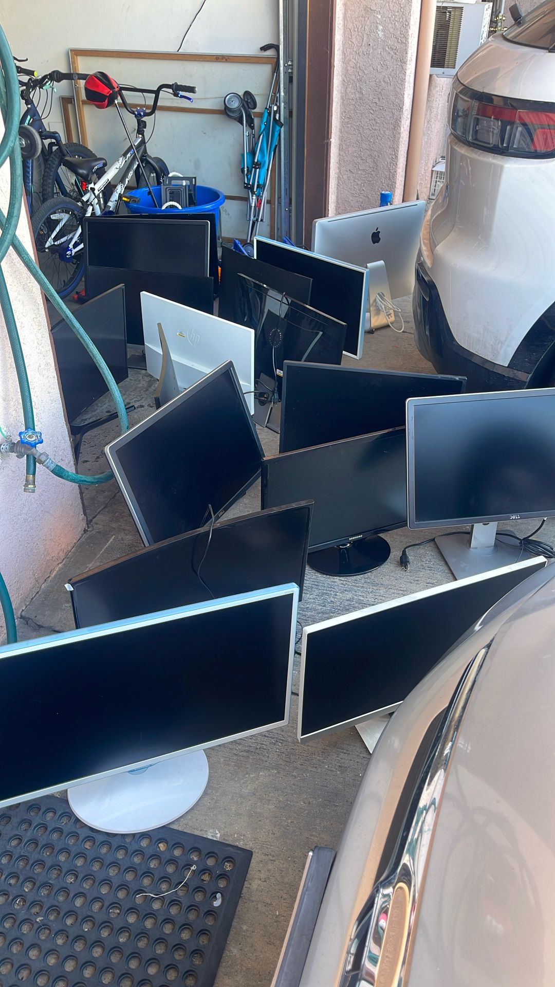 Computer Monitors