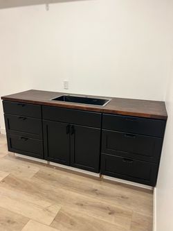 Kitchen cabinets